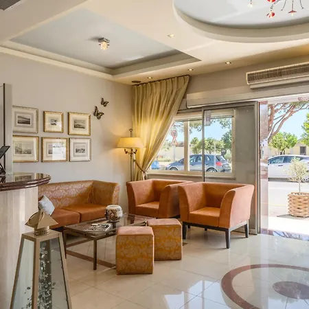 Plaza 3* Закинтос